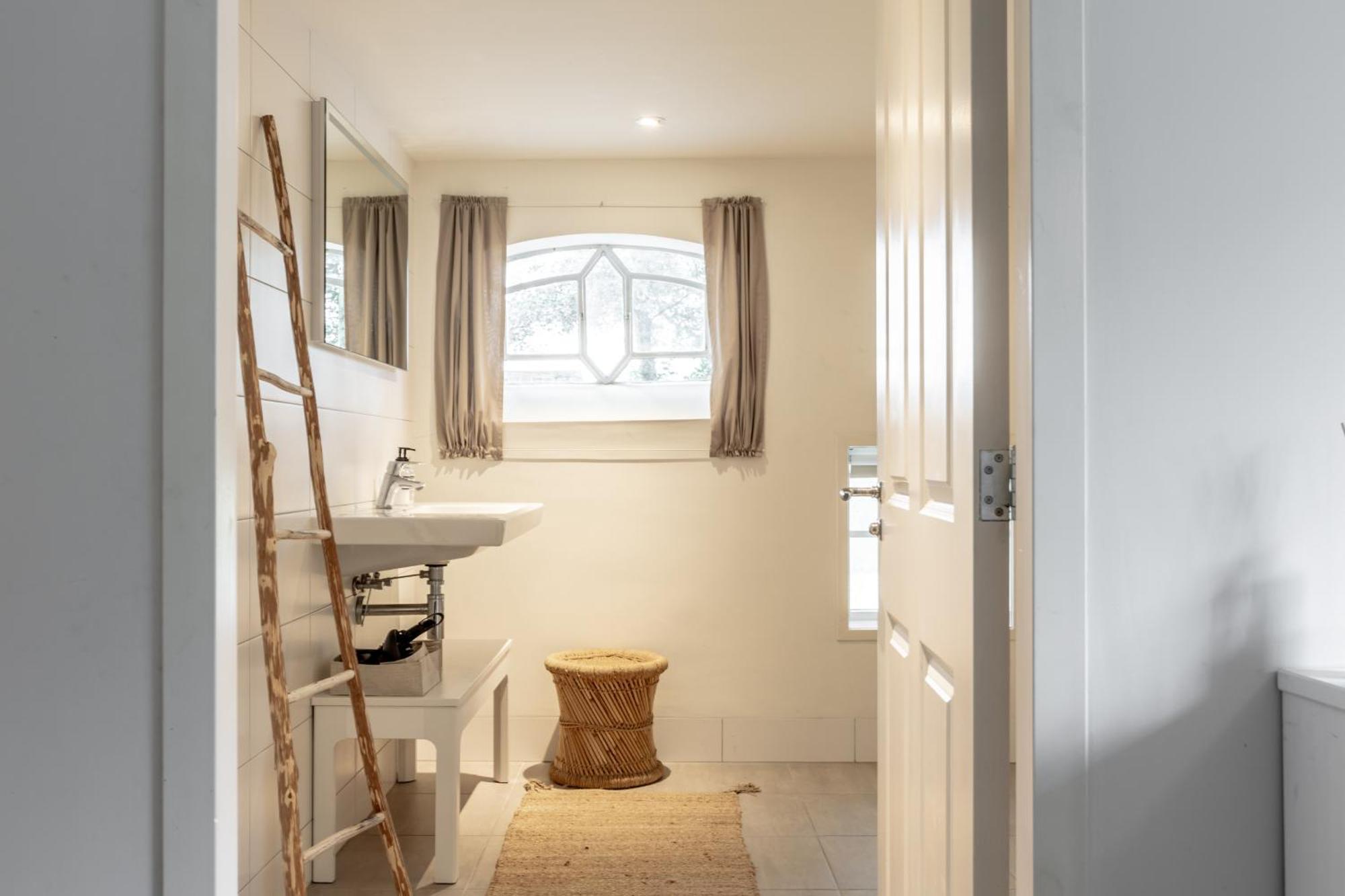 ベルフアンバヒト B&Nb The Barnhouse Bed & Breakfast エクステリア 写真